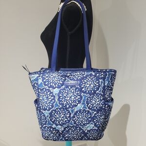 Vera Bradley Grand Tote 2.0 Travel Bag Petal Splash Blue Quilted Floral Cottage